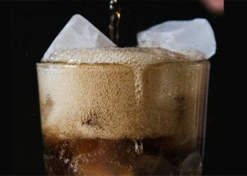 تاثير المشروبات الغازية على النوم